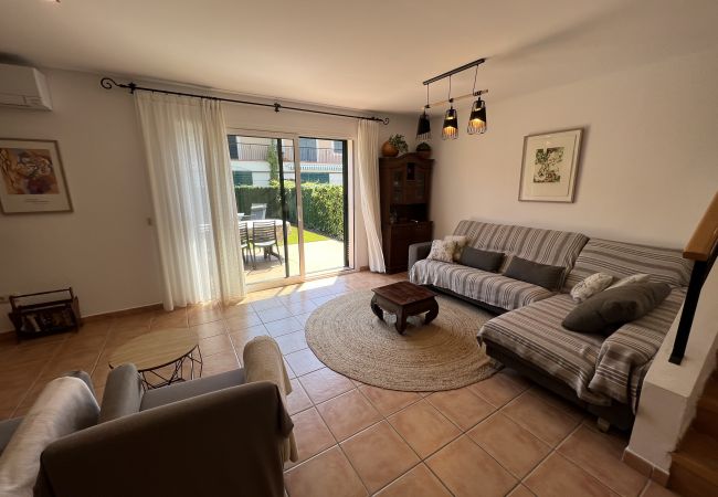 Casa en Torroella de Montgri - Daró 3D 77 - Aire, a 200m de la platja, renovat i amb piscina Casa en Torroella de Montgri - Daró 3D 77 - Aire, a 200m de la platja, renovat i amb piscina