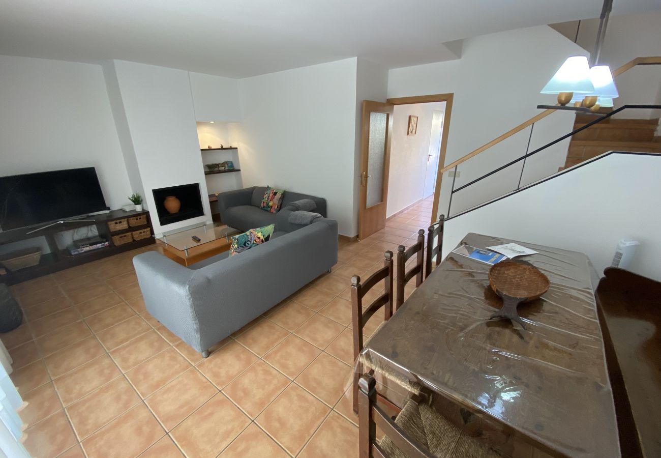 Casa en Torroella de Montgri - Daró 3D 39 - A 150m de la platja, amb piscina
