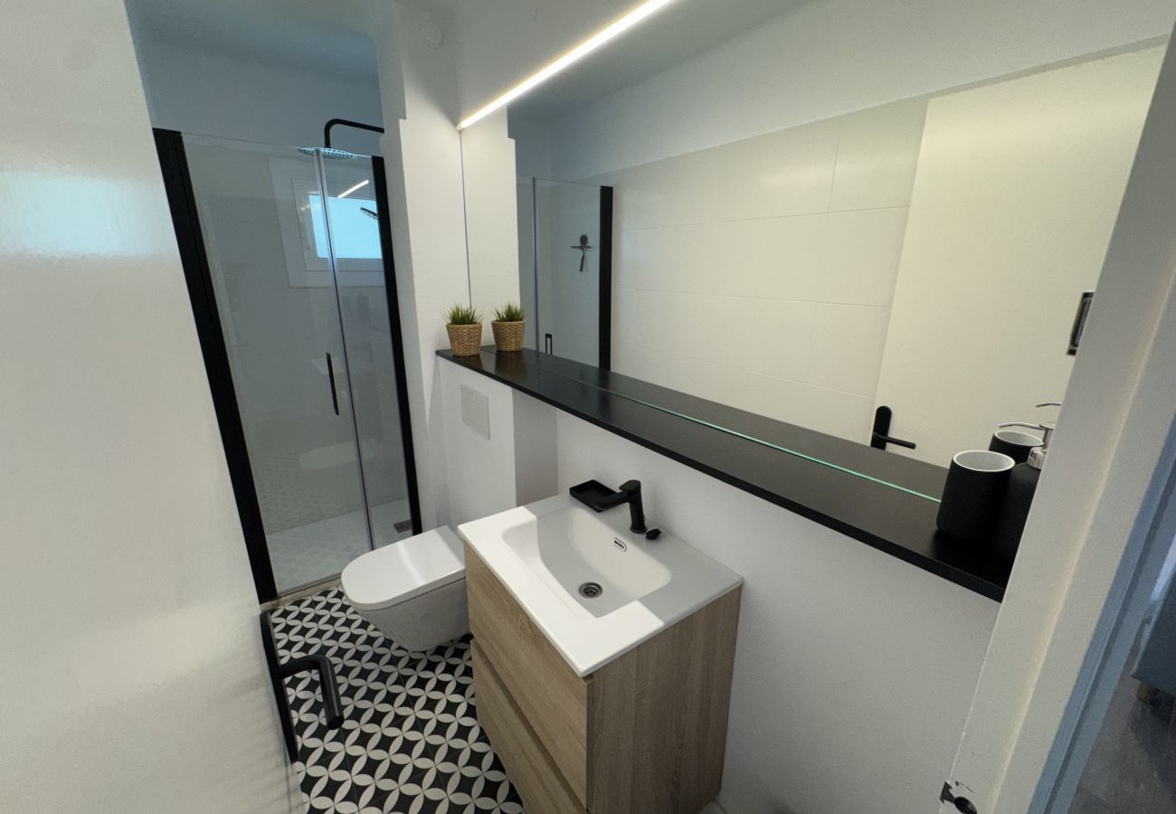 Apartament en Torroella de Montgri - TER 11C - renovat, 80m de la platja i amb piscina