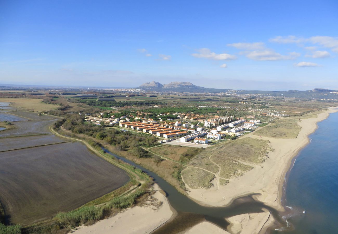 Casa en Torroella de Montgri - Casa Surf - piscina privada, aire i prop de la platja