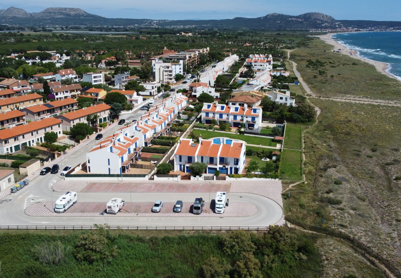 Casa en Torroella de Montgri - Casa Surf - piscina privada, aire i prop de la platja