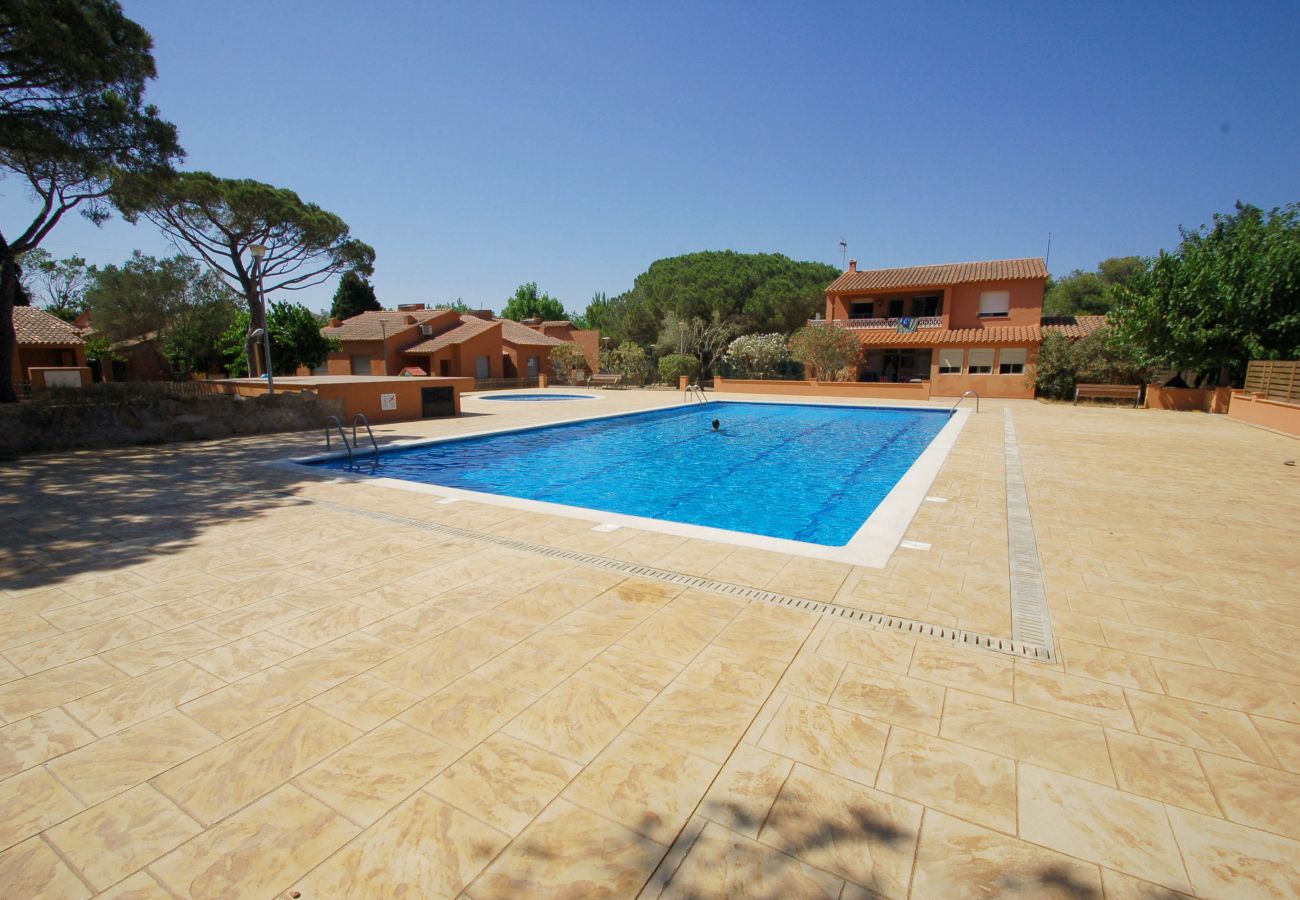 Casa en Torroella de Montgri - Gregal 122 - aire, piscina i jardí tancat