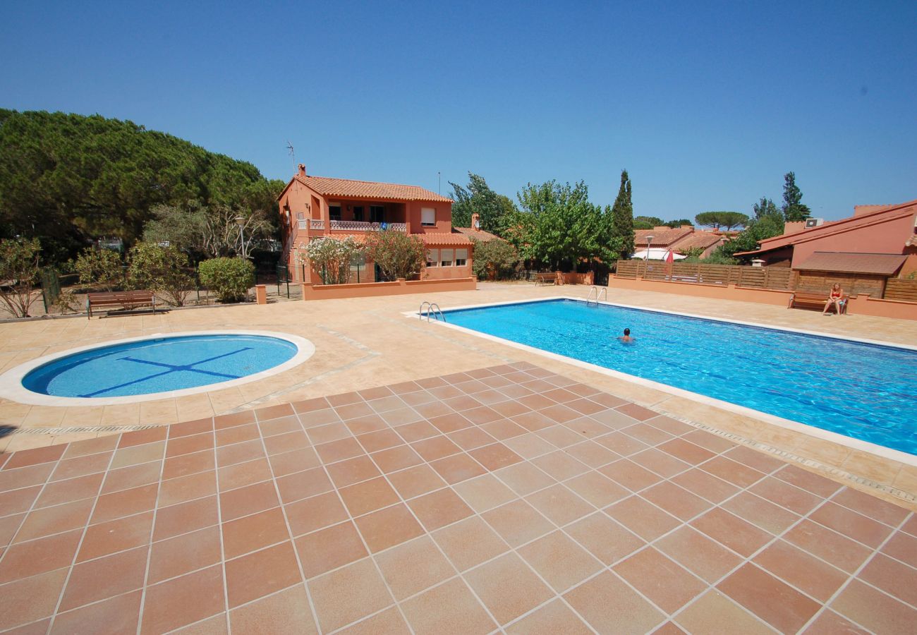 Casa en Torroella de Montgri - Gregal 131 - piscina, aire,  jardí