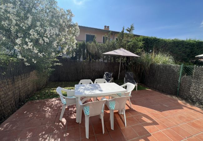 Casa en Torroella de Montgri - Daró 3D 46 - 50m de la platja, aire, piscina, fibra òptica Casa en Torroella de Montgri - Daró 3D 46 - 50m de la platja, aire, piscina, fibra òptica