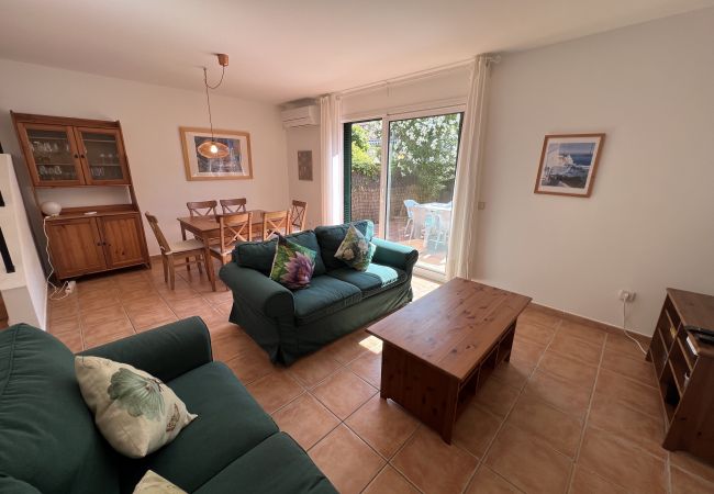 Casa en Torroella de Montgri - Daró 3D 46 - 50m de la platja, aire, piscina, fibra òptica Casa en Torroella de Montgri - Daró 3D 46 - 50m de la platja, aire, piscina, fibra òptica