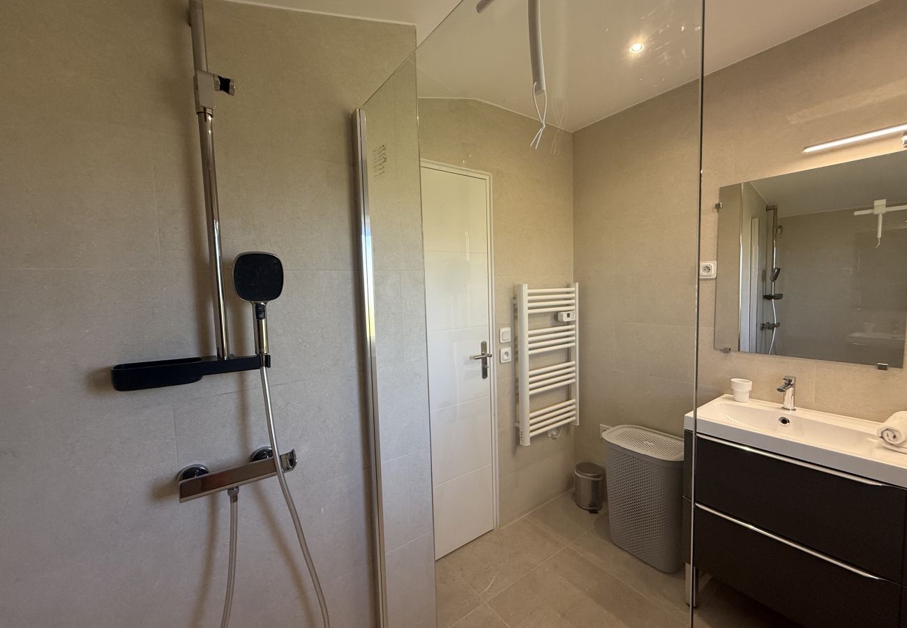 Vil.la en Torroella de Montgri - El Perdal renovada- piscina privada, aire i jardi
