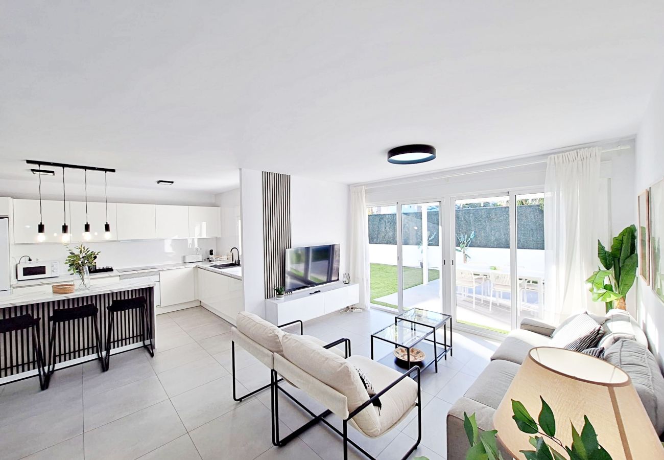 Apartament en Vera playa - Puerto Rey Bajo