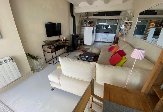 Apartament en Torroella de Montgri - A primera línia amb vistes al mar