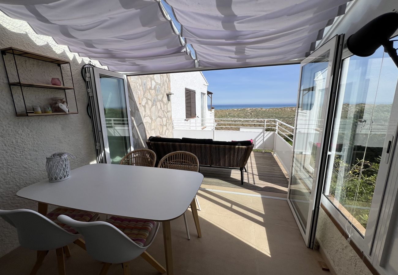 Apartament en Torroella de Montgri - A primera línia amb vistes al mar