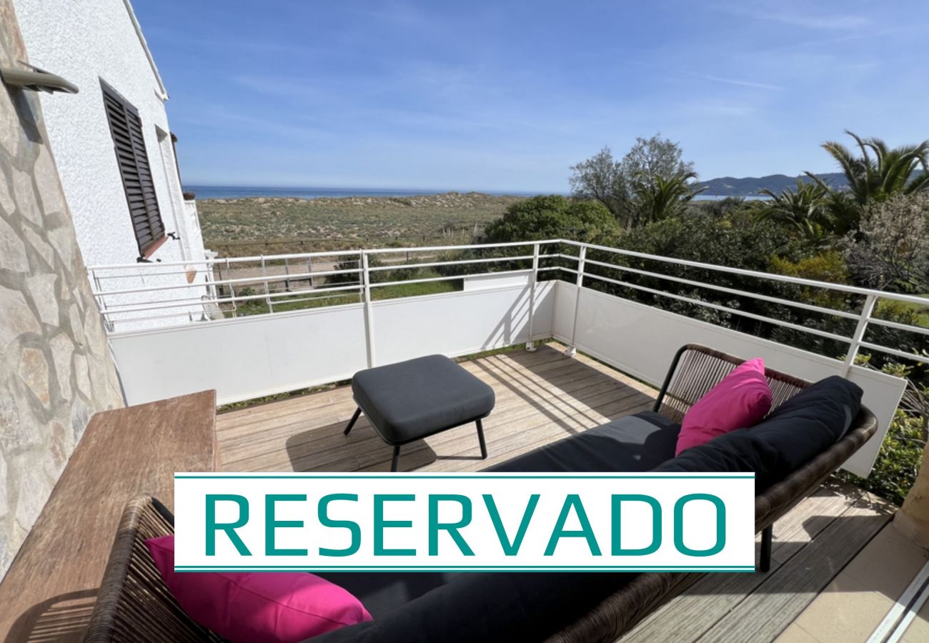 Apartament en Torroella de Montgri - A primera línia amb vistes al mar