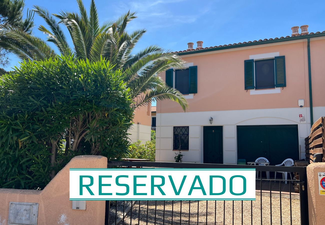 Casa adossada en Torroella de Montgri - Casa cantonera amb piscina comunitaria (nr 50)