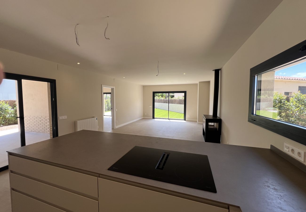 Vil.la en Torroella de Montgri - Casa renovada amb piscina privada