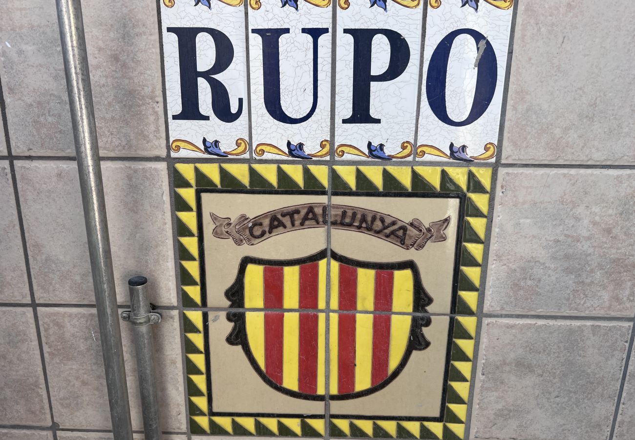 Doppelhaushälfte in Torroella de Montgri - Garsa 3: Renoviertes Haus an der Costa Brava mit privaten Garten