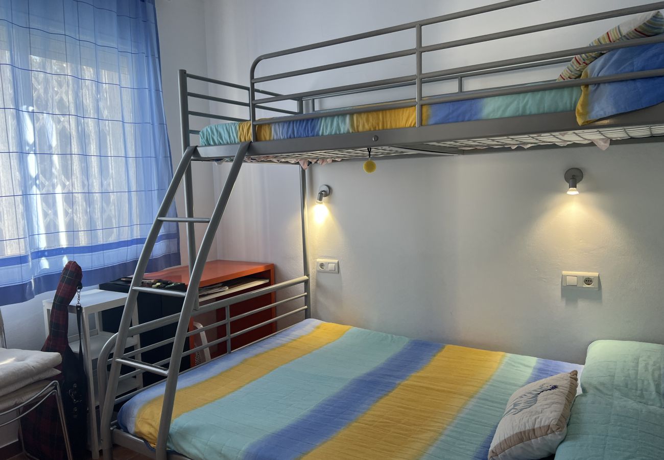 Doppelhaushälfte in Torroella de Montgri - Eckhaus auf einer Etage mit 2 Schlafzimmern und Gemeinschaftspool