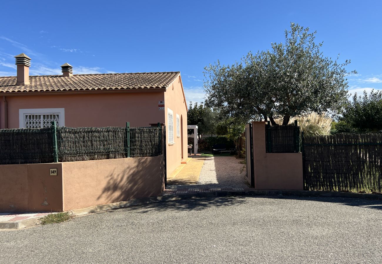 Doppelhaushälfte in Torroella de Montgri - Eckhaus auf einer Etage mit 2 Schlafzimmern und Gemeinschaftspool