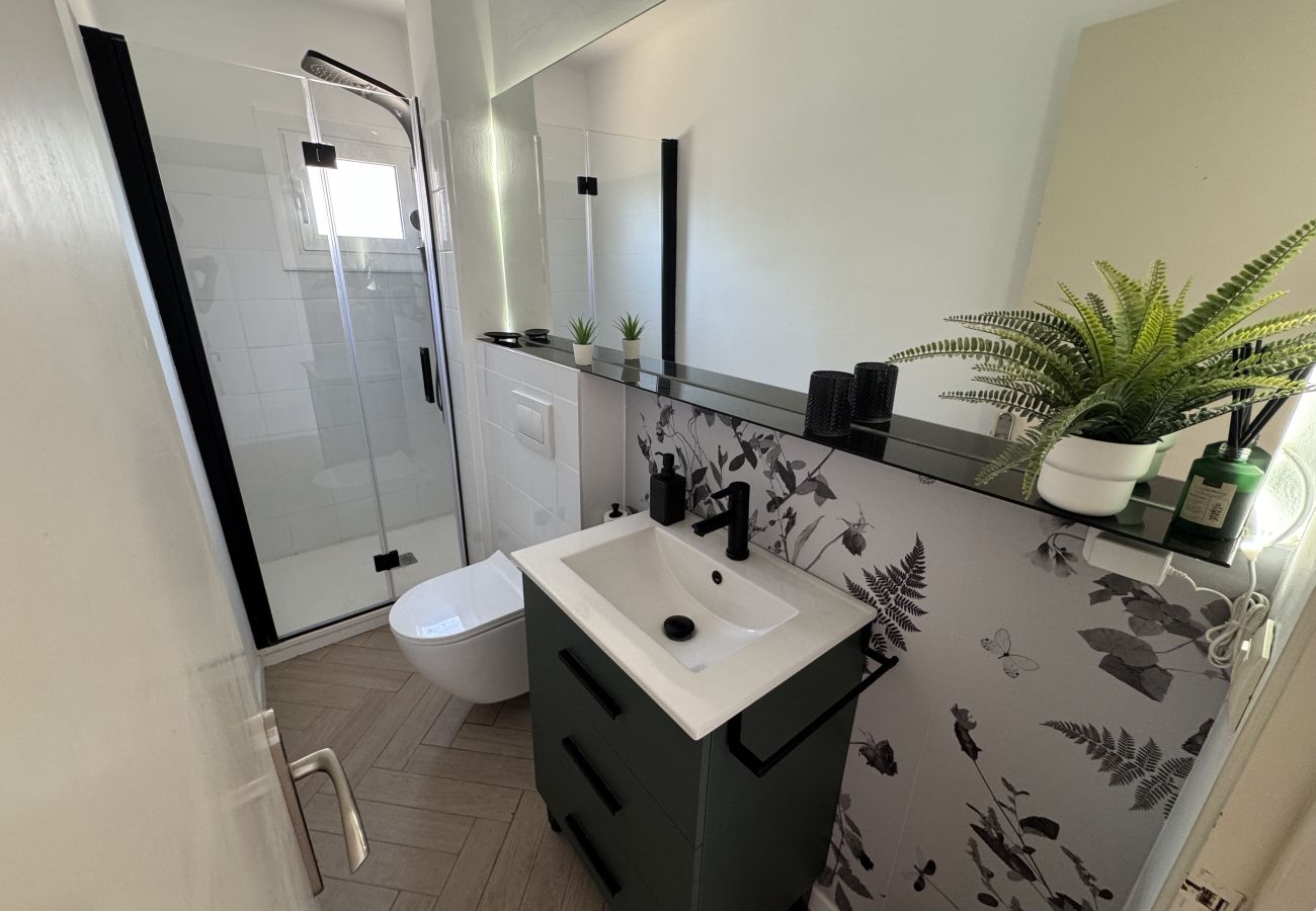 Ferienwohnung in Torroella de Montgri - 21D renoviert, Gemeinschaftspool und touristische Nutzungslizenz