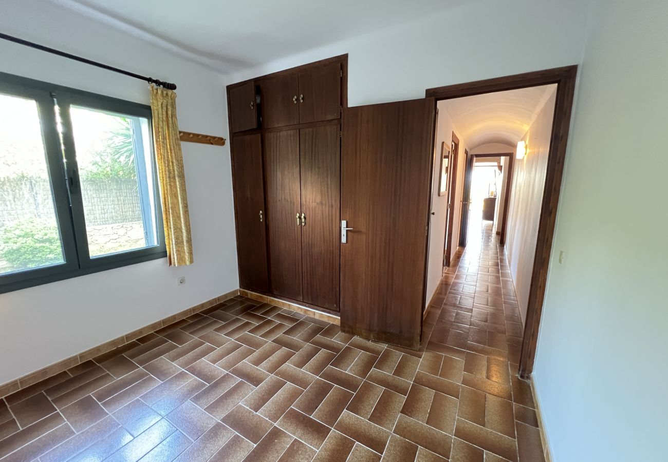 Ferienwohnung in Torroella de Montgri - Erdgeschosswohnung direkt am Strand