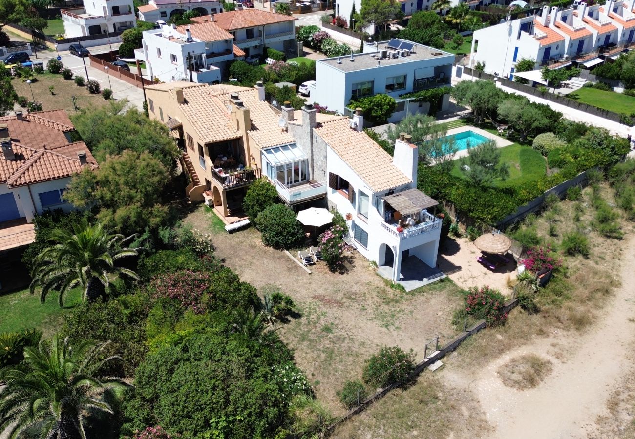 Ferienwohnung in Torroella de Montgri - Erdgeschosswohnung direkt am Strand