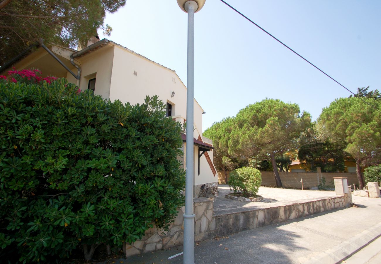 Ferienwohnung in Torroella de Montgri - Rec Dalt - mit Klimaanlage, Terrasse und nur 250 m vom Strand entfernt