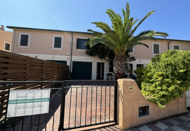 Ferienhaus in Torroella de Montgri - Daró 3D 48 - 50 m vom Strand, Klimaanlage, WLAN und Parkplatz Ferienhaus in Torroella de Montgri - Daró 3D 48 - 50 m vom Strand, Klimaanlage, WLAN und Parkplatz