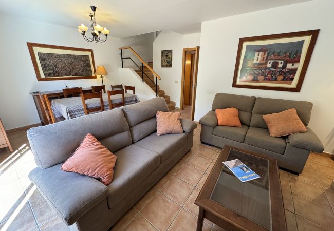 Ferienhaus in Torroella de Montgri - Daró 3D 48 - 50 m vom Strand, Klimaanlage, WLAN und Parkplatz Ferienhaus in Torroella de Montgri - Daró 3D 48 - 50 m vom Strand, Klimaanlage, WLAN und Parkplatz