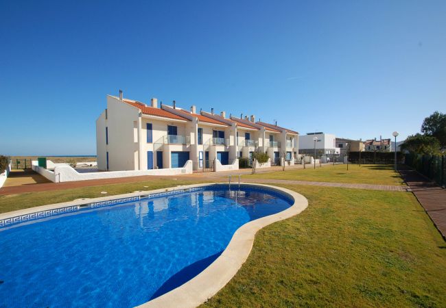  in Torroella de Montgri - Les Dunes 04 - Direkt am Strand, Klima und mit Pool  