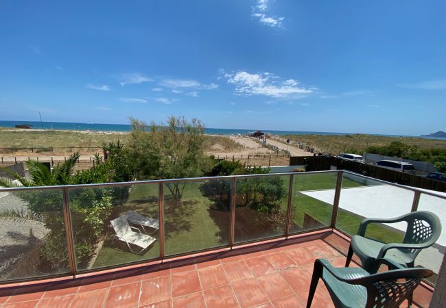  in Torroella de Montgri - Les Dunes 04 - Direkt am Strand, Klima und mit Pool  