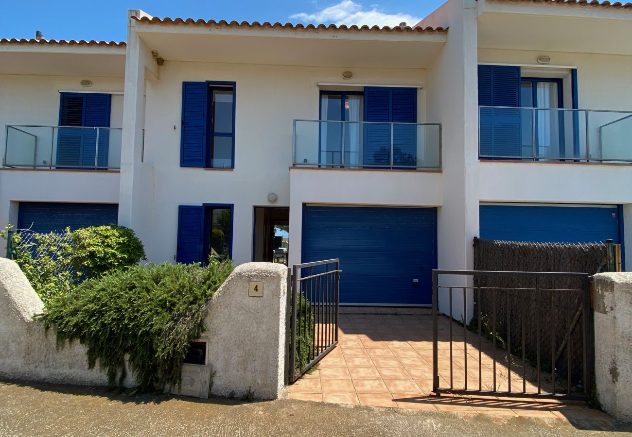 Ferienhaus in Torroella de Montgri - Les Dunes 04 - Direkt am Strand, Klima und mit Pool  