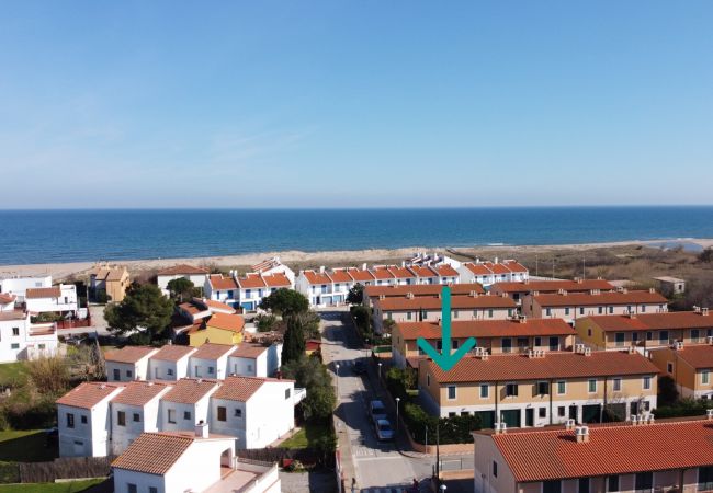 Ferienhaus in Torroella de Montgri - Daró 3D 35 - 150m vom Strand entfernt, Eckhaus und pool