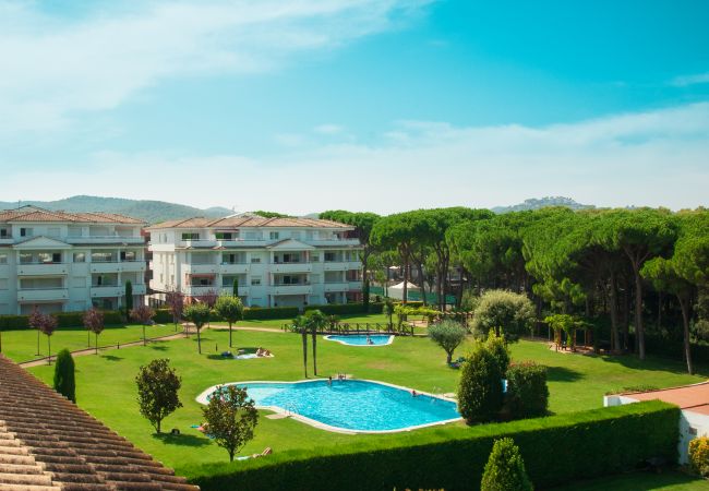 Ferienwohnung in Pals - Green Mar 403 - Penthouse mit Klima, Pool und mit Parkplatz Ferienwohnung in Pals - Green Mar 403 - Penthouse mit Klima, Pool und mit Parkplatz