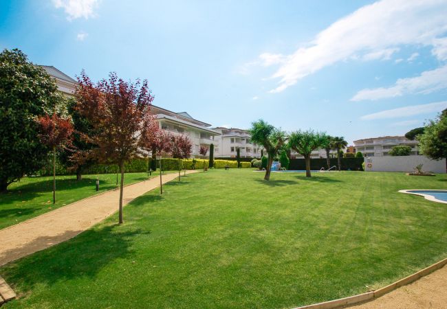 Ferienwohnung in Pals - Green Mar 403 - Penthouse mit Klima, Pool und mit Parkplatz Ferienwohnung in Pals - Green Mar 403 - Penthouse mit Klima, Pool und mit Parkplatz