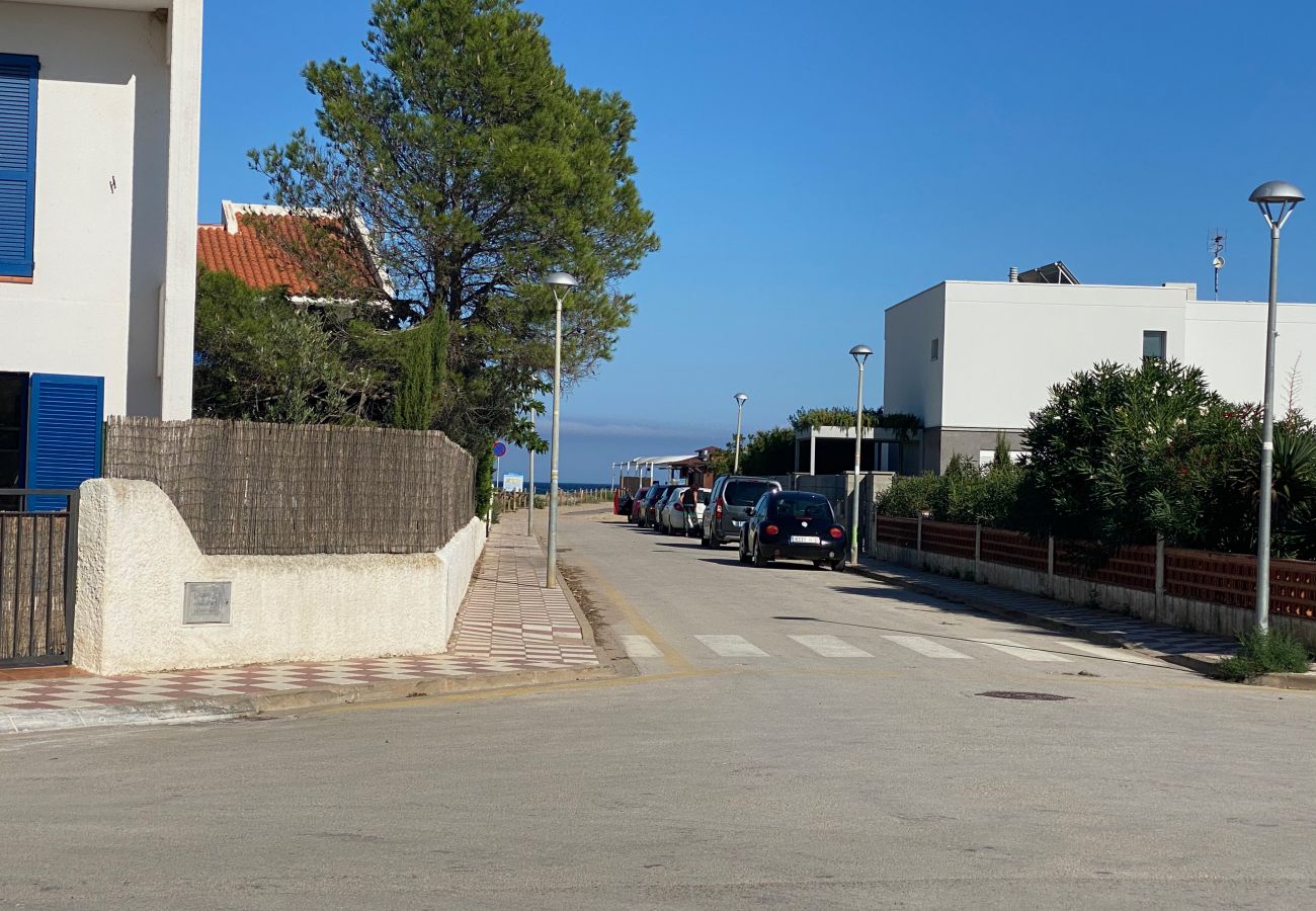 Ferienwohnung in Torroella de Montgri - B4 Wohnung - Meerblick, Klimaanlage, 100m vom Strand entfernt