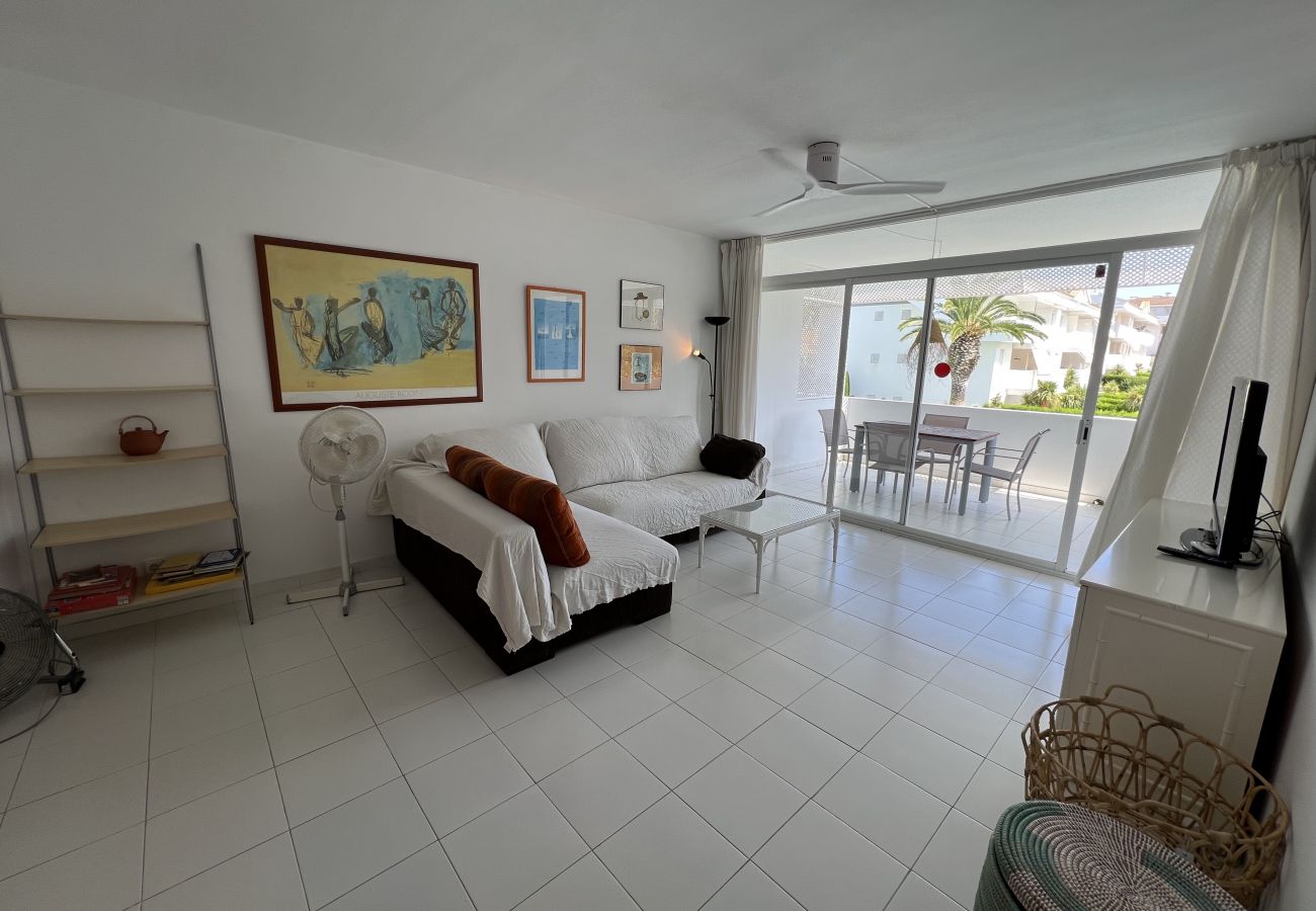 Ferienwohnung in Pals - Green Club Eagle 204 - nah am Strand, pool, und mit Parkplatz