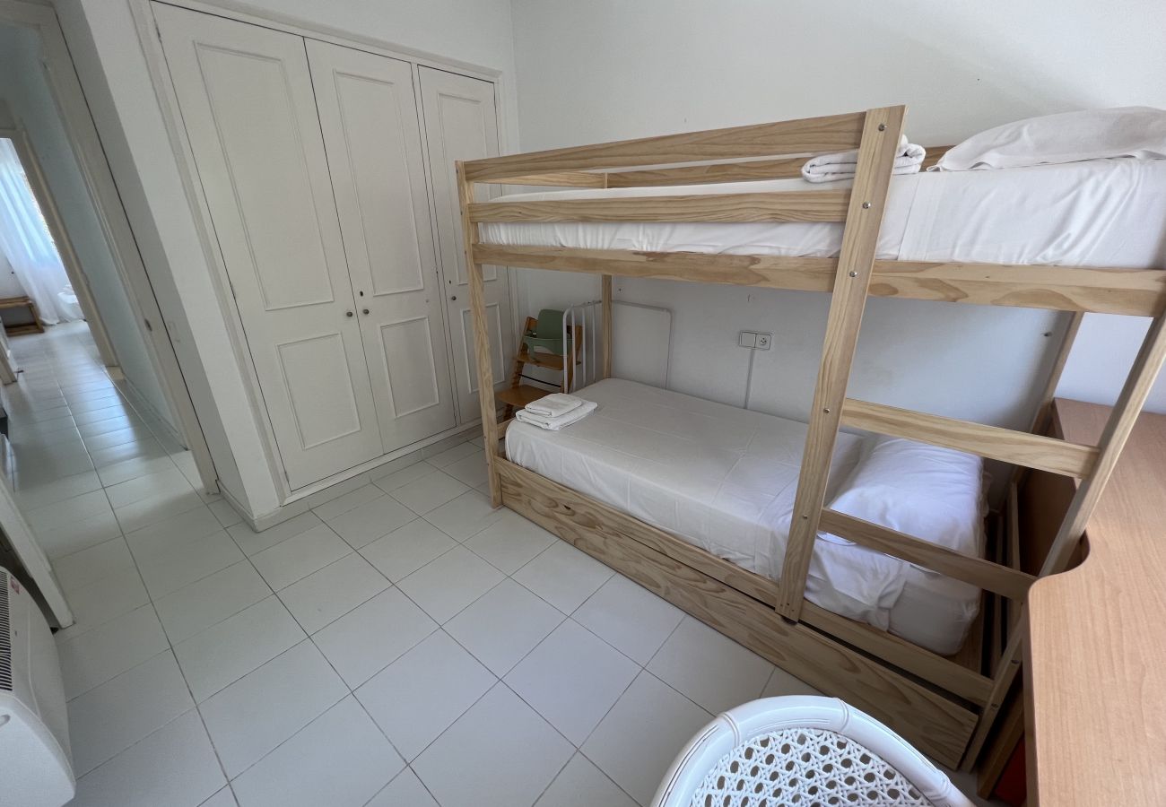 Ferienwohnung in Pals - Green Club Eagle 204 - nah am Strand, pool, und mit Parkplatz