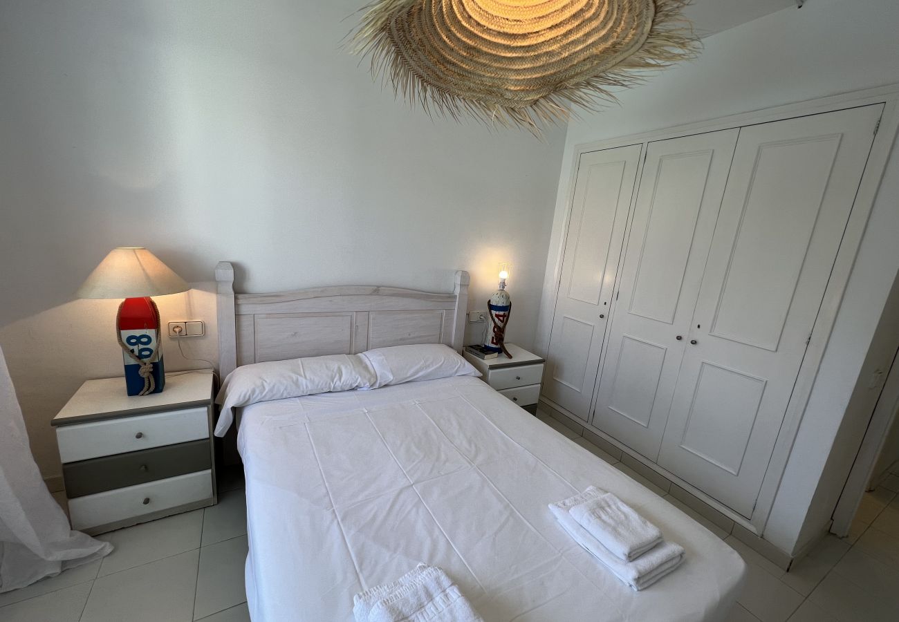 Ferienwohnung in Pals - Green Club Eagle 204 - nah am Strand, pool, und mit Parkplatz