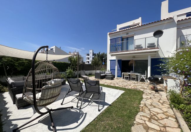 Ferienhaus in Torroella de Montgri - Les Dunes 4433 - 60 m vom Strand entfernt, Pool und Garten