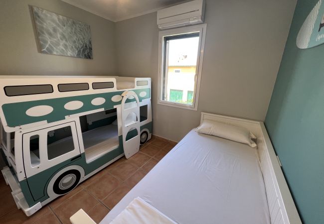 Ferienhaus in Torroella de Montgri - Daró 3D - 05 Klima, Pool und 200m vom Strand entfernt Ferienhaus in Torroella de Montgri - Daró 3D - 05 Klima, Pool und 200m vom Strand entfernt