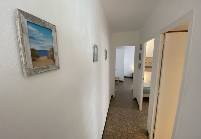 Ferienwohnung in Torroella de Montgri - TER 11D Erschwingliche Wohnung mit Pool in Strandnähe Ferienwohnung in Torroella de Montgri - TER 11D Erschwingliche Wohnung mit Pool in Strandnähe