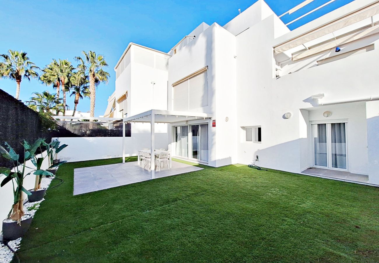 Ferienwohnung in Vera playa - Puerto Rey Begane grond