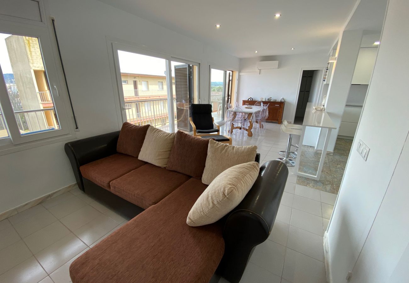 Appartement in Torroella de Montgri - Mare Nostrum 3D 541 - Zeezicht, airco, vernieuwd