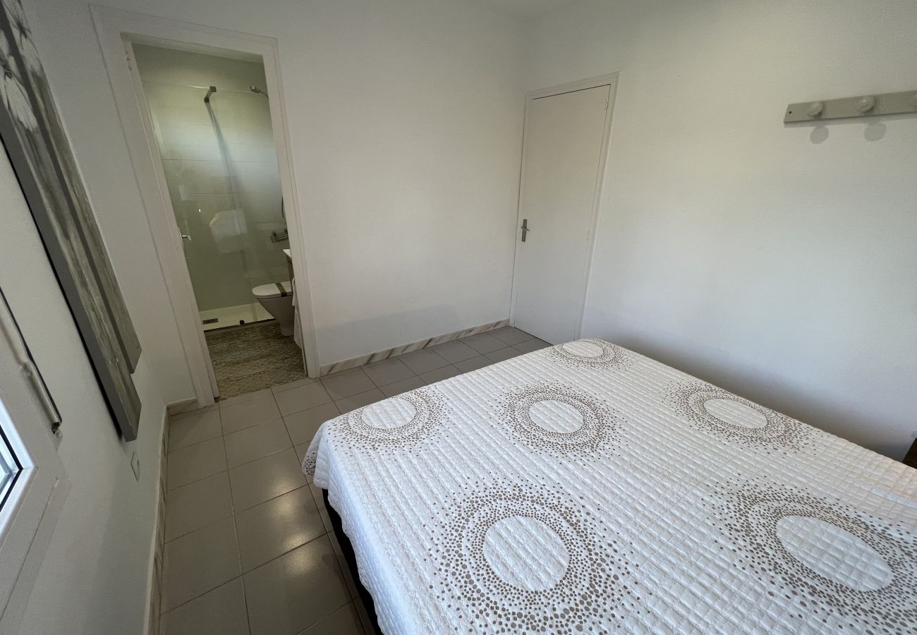 Appartement in Torroella de Montgri - Mare Nostrum 3D 541 - Zeezicht, airco, vernieuwd