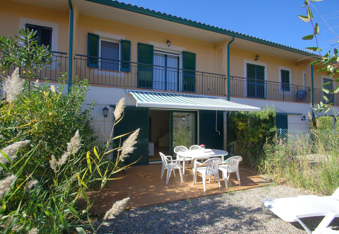 Huis in Torroella de Montgri - Daró 3D 39 - 150m van het strand, met zwembad