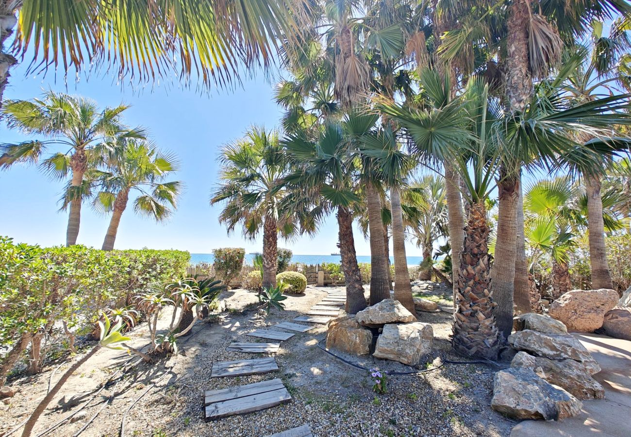 Villa in Vera Playa - PM - Aan het strand met privézwembad