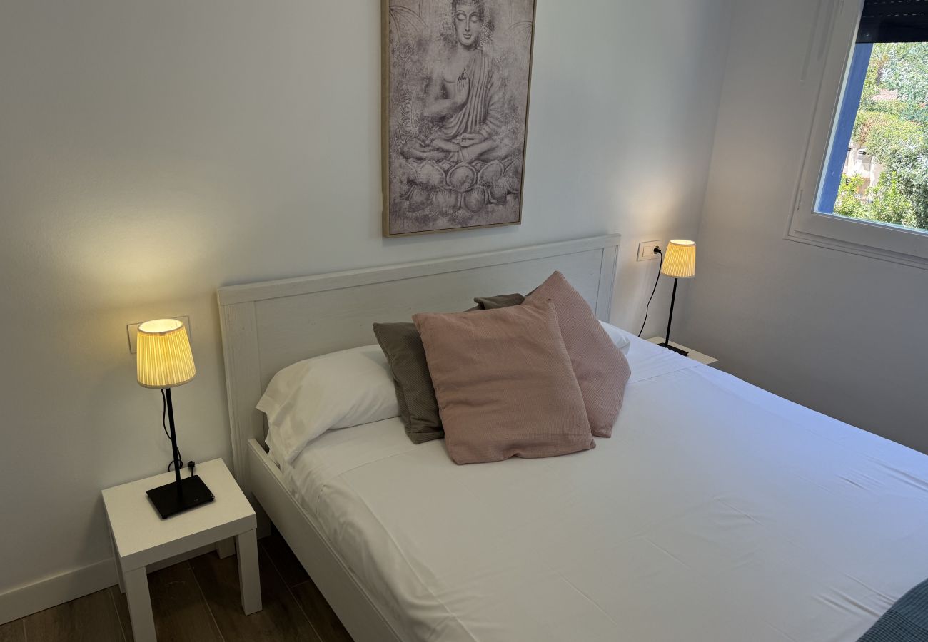 Appartement in Torroella de Montgri - TER 11C - gerenoveerd, 80m van het strand en met zwembad
