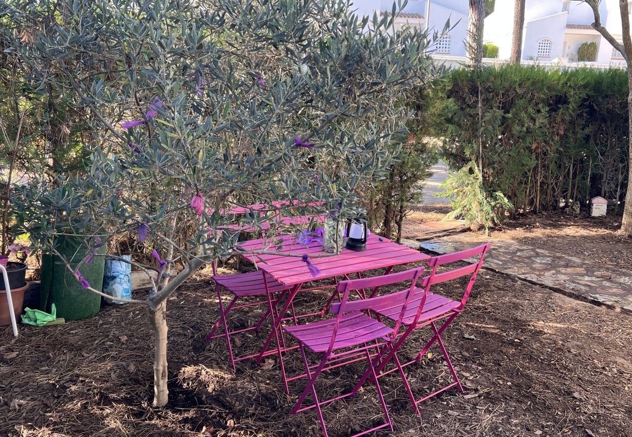 Huis in Pals - Pals Haus - Zwembad, parking en met Sat TV