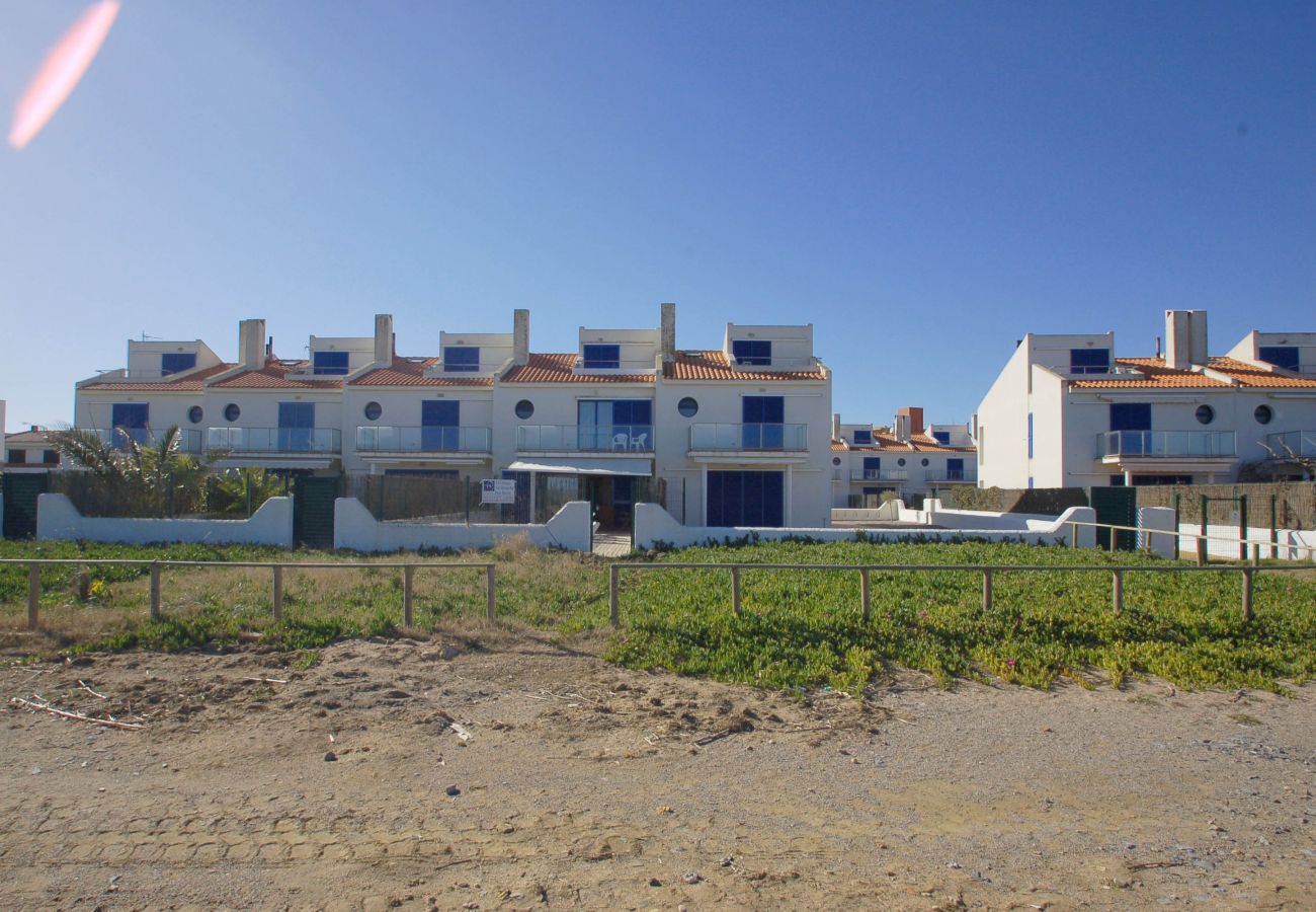 Huis in Torroella de Montgri - Les Dunes 04 - Direct aan zee, airco en met zwembad