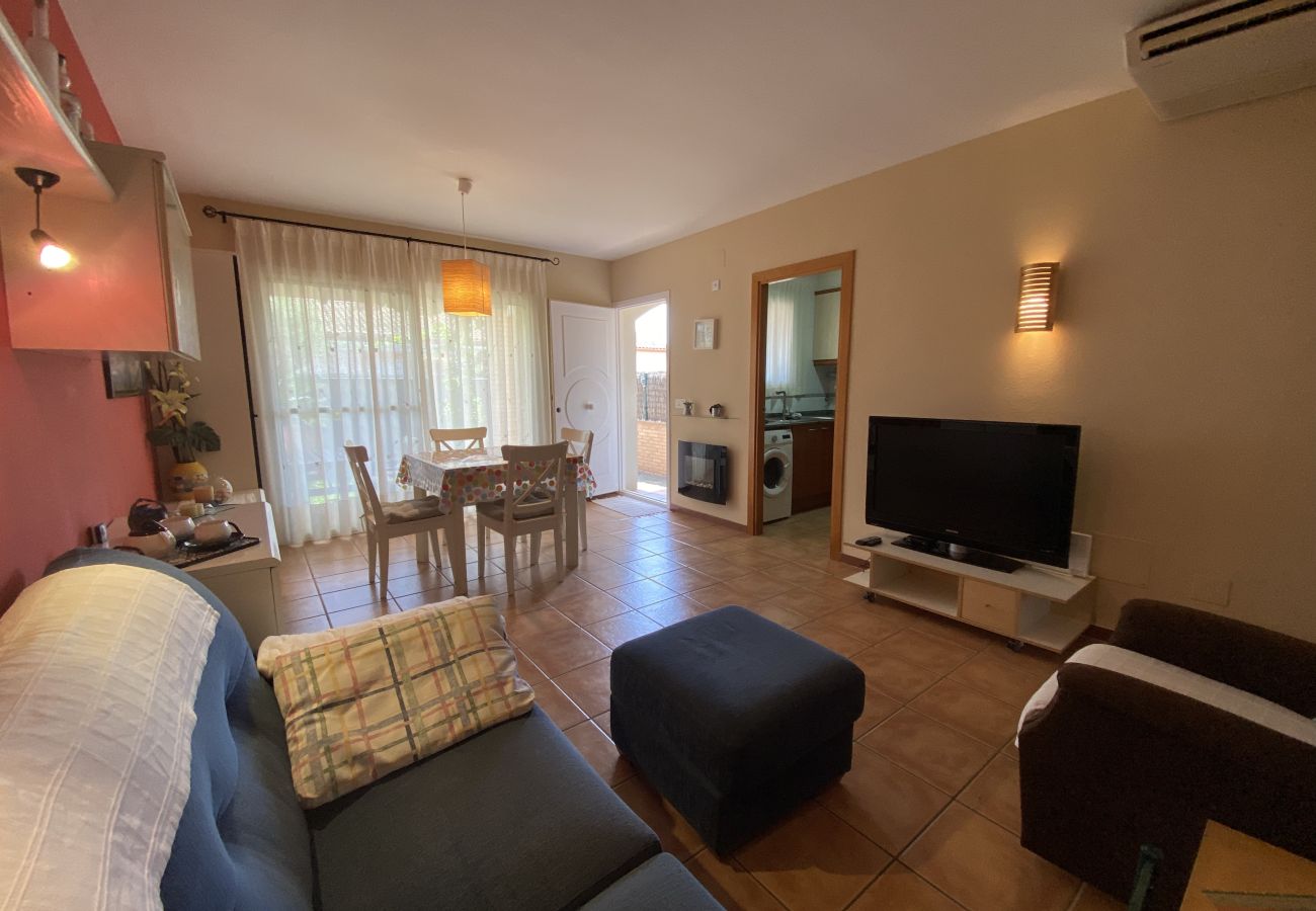 Huis in Torroella de Montgri - Daró 2D 163 - airco en zwembad