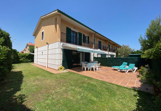 Huis in Torroella de Montgri - Daró 3D 49 - modern, zwembad, hoekhuis, 250m van het strand