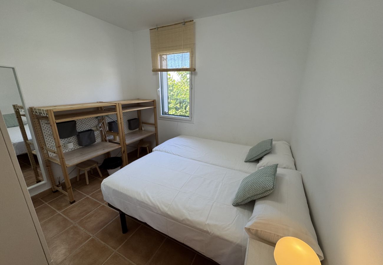 Huis in Torroella de Montgri - Daró 3D 49 - modern, zwembad, hoekhuis, 250m van het strand