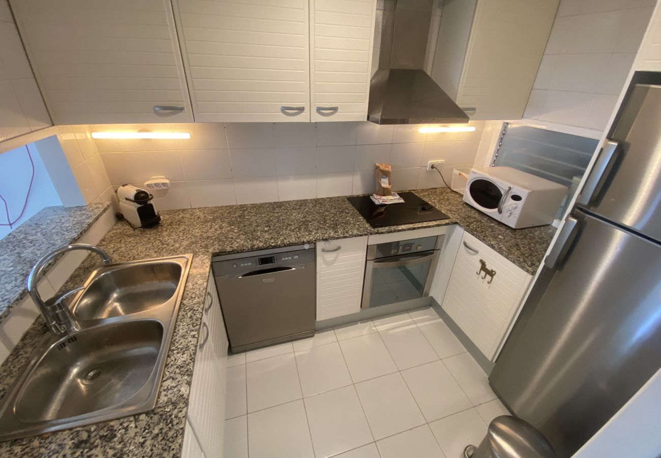 Appartement in Pals - Green Club Eagle 204 - Dicht bij het strand, zwembad en met parking